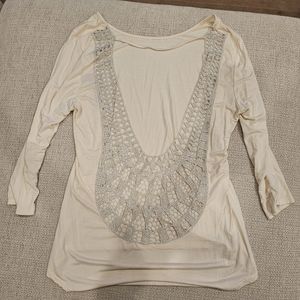 Red by BKE Large Cream Shirt (Open Back)